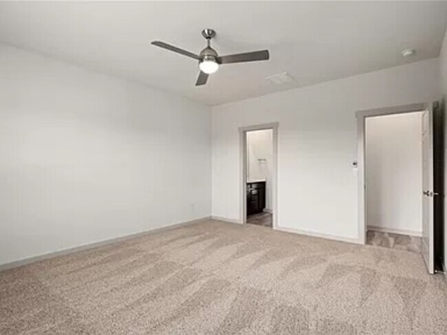 Building Photo - 7717 Lowenfield Dr