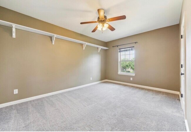 Building Photo - 26223 Rustic Ranch Lane