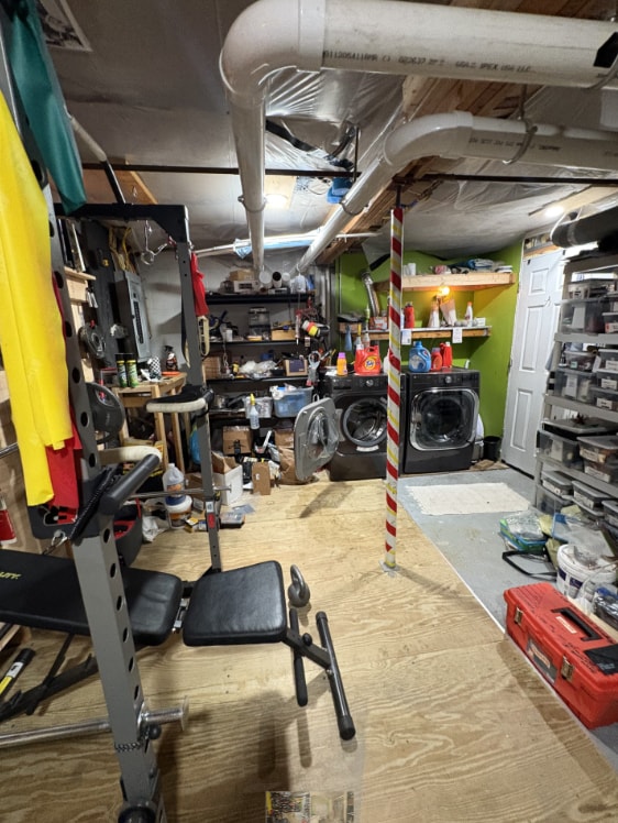 Building Photo - 11 Eames Pl