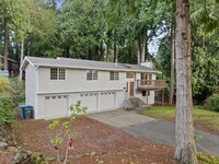 Building Photo - Stunning 4-Bed Gig Harbor Home for Rent | ...