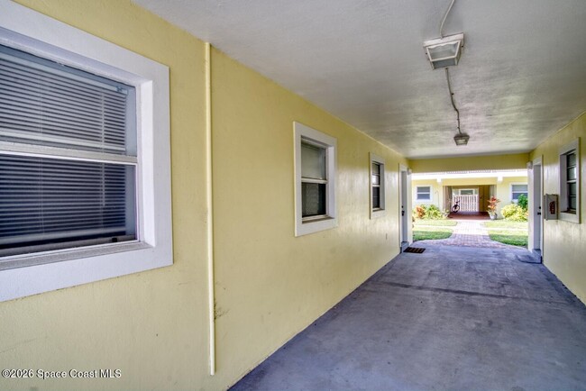 Building Photo - 130 Roosevelt Ave