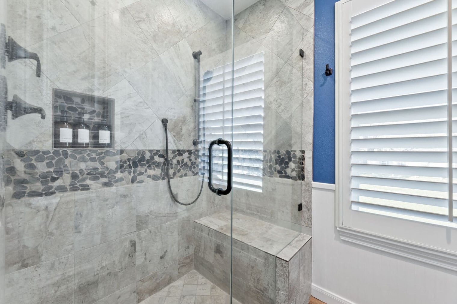 Building Photo - 9123 Kerr Dr