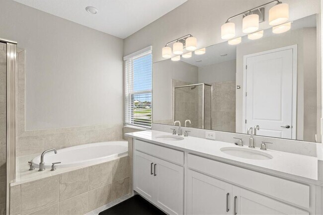 Building Photo - 9312 Tequila Sunrise Dr