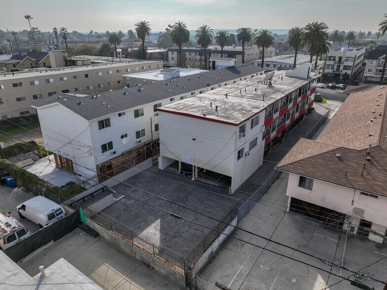Primary Photo - 2811 Menlo Ave