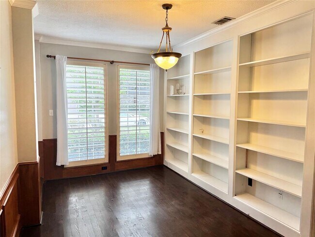 Building Photo - 14227 Championship Ln