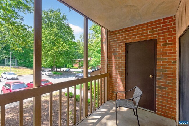 Building Photo - 103 Turtle Creek Rd