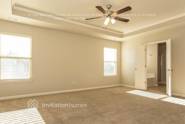 Building Photo - 3603 Walking Stick Way NE