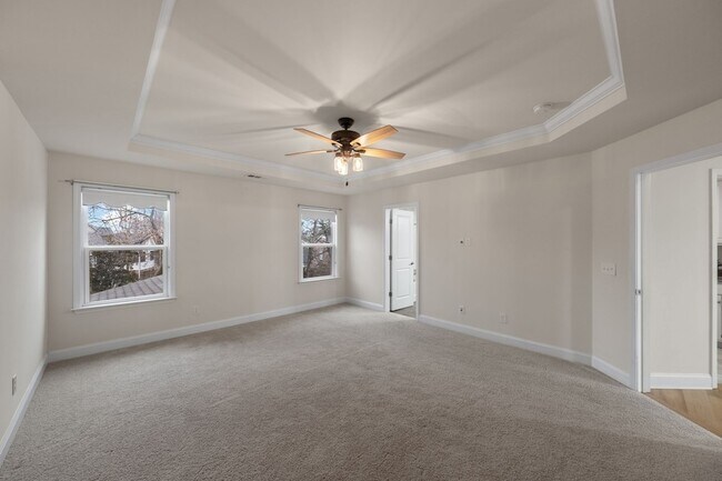 Building Photo - 3002 DaVinci Ct