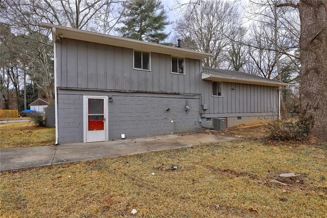 Building Photo - 70 Jonathan Rd