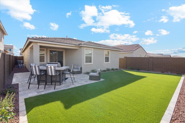 Backyard with everything for a great respite - 9014 W Oregon Ave