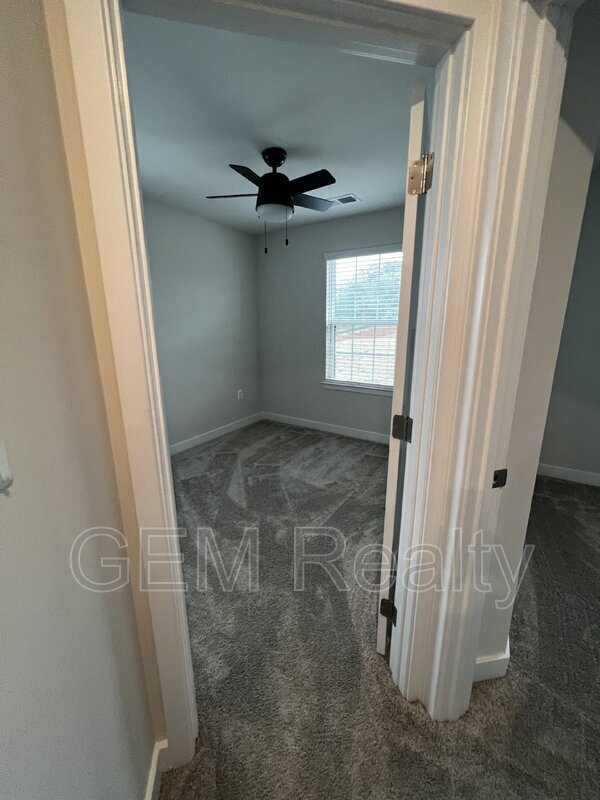 Building Photo - 1101 Rampart Dr