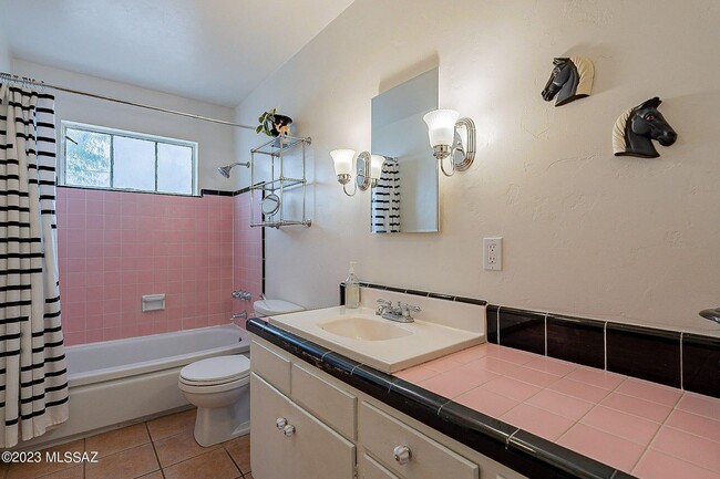 Building Photo - Eastside 3 Bedroom Brick Home