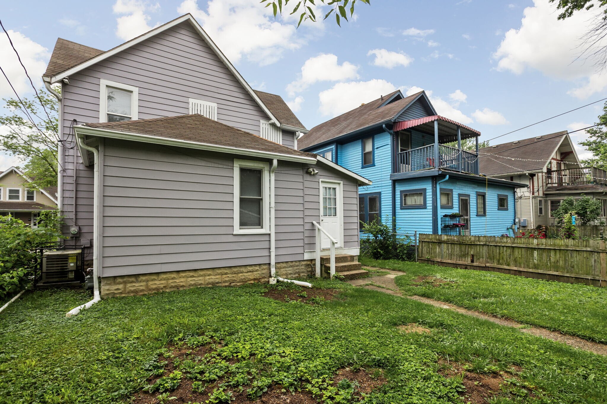 Building Photo - 418 N Drexel Ave