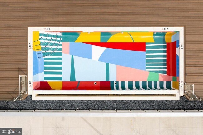 Building Photo - 1705 N American St