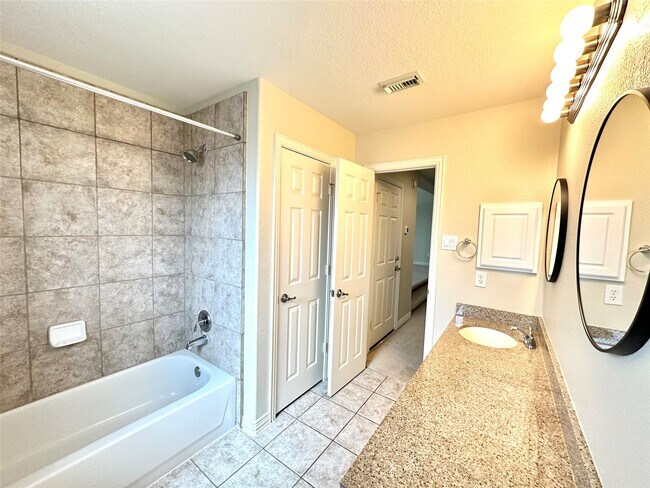 Building Photo - 26223 Longmont Park Ln