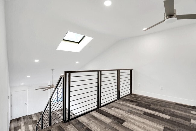 Building Photo - 4143 Palm Bay Cir