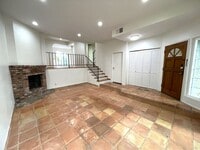 Building Photo - 7100 Balboa Blvd