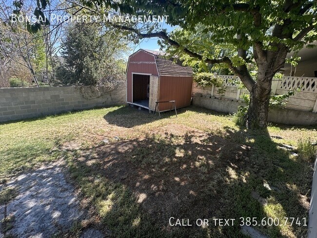 Building Photo - 2291 Longmeadow Dr