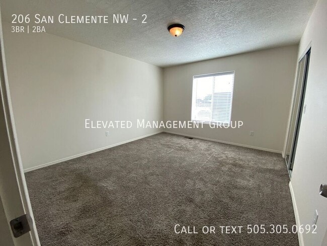 Building Photo - 206 San Clemente Ave NW