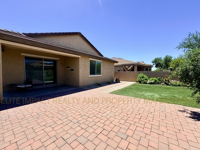 Building Photo - 6711 E Via Boca Grande