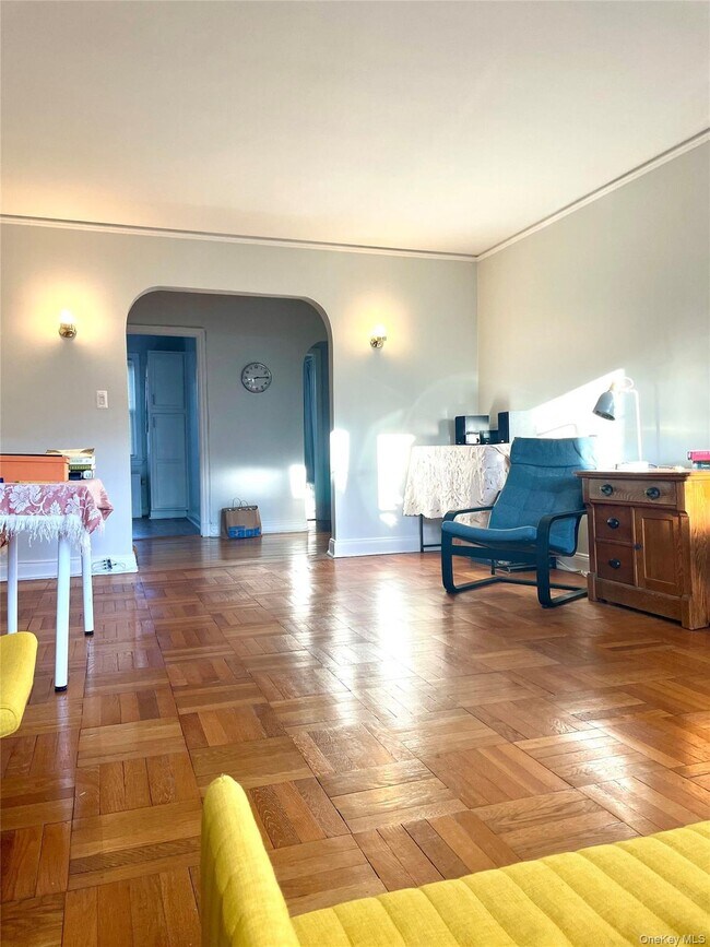 Building Photo - 5 Laurel St