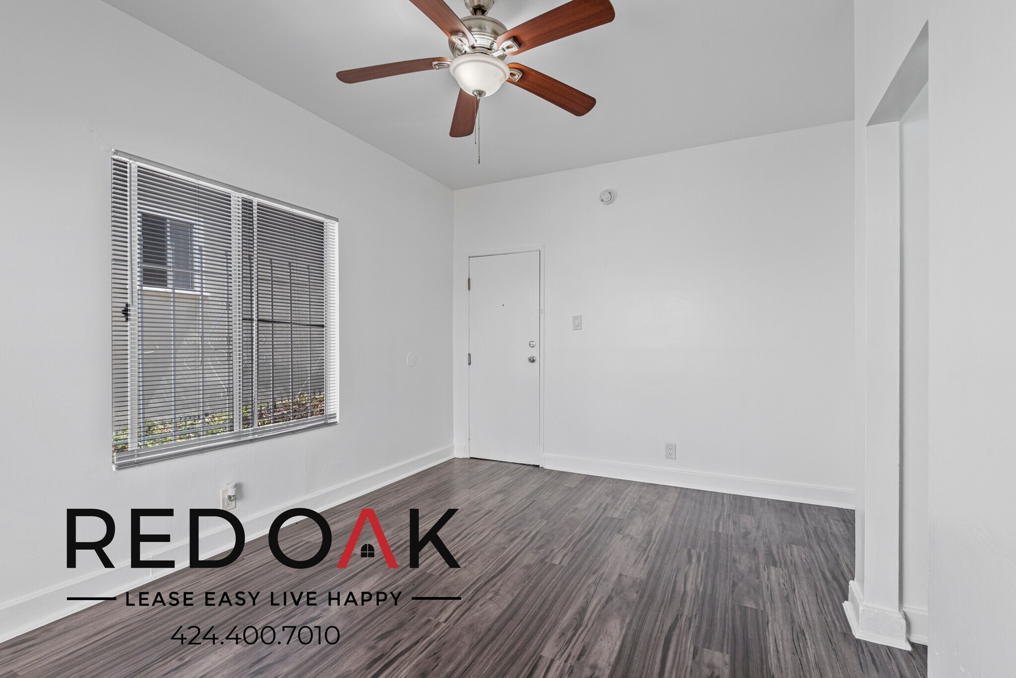 Building Photo - 250 Loma Dr