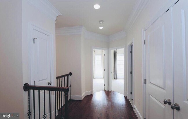 Building Photo - 6758 Darrells Grant Pl