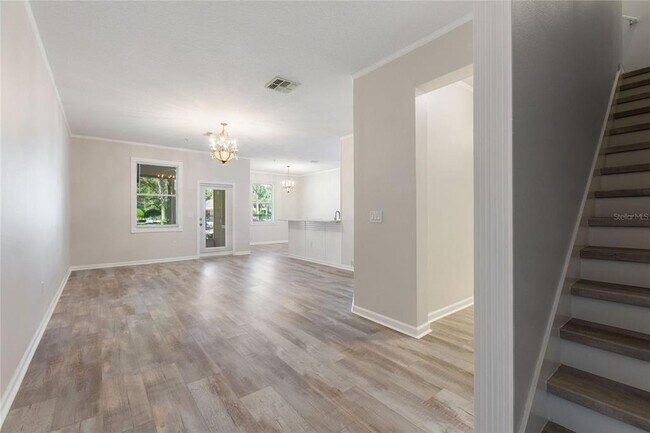 Building Photo - 1220 Priory Cir