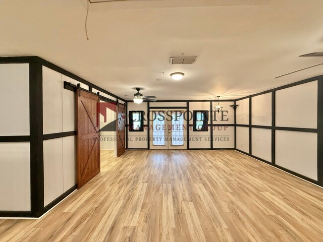 Building Photo - Waterfront 2 Bedroom, 2.5 Bathroom Home!