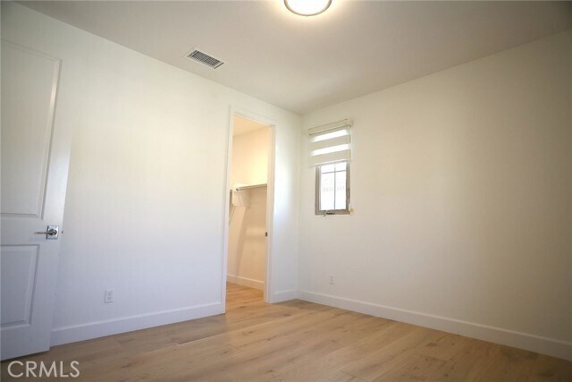 Building Photo - 204 Sutters