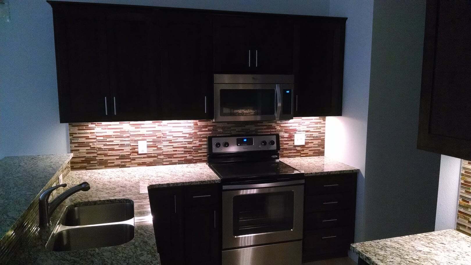 Granite countertops - 617 Pierce St