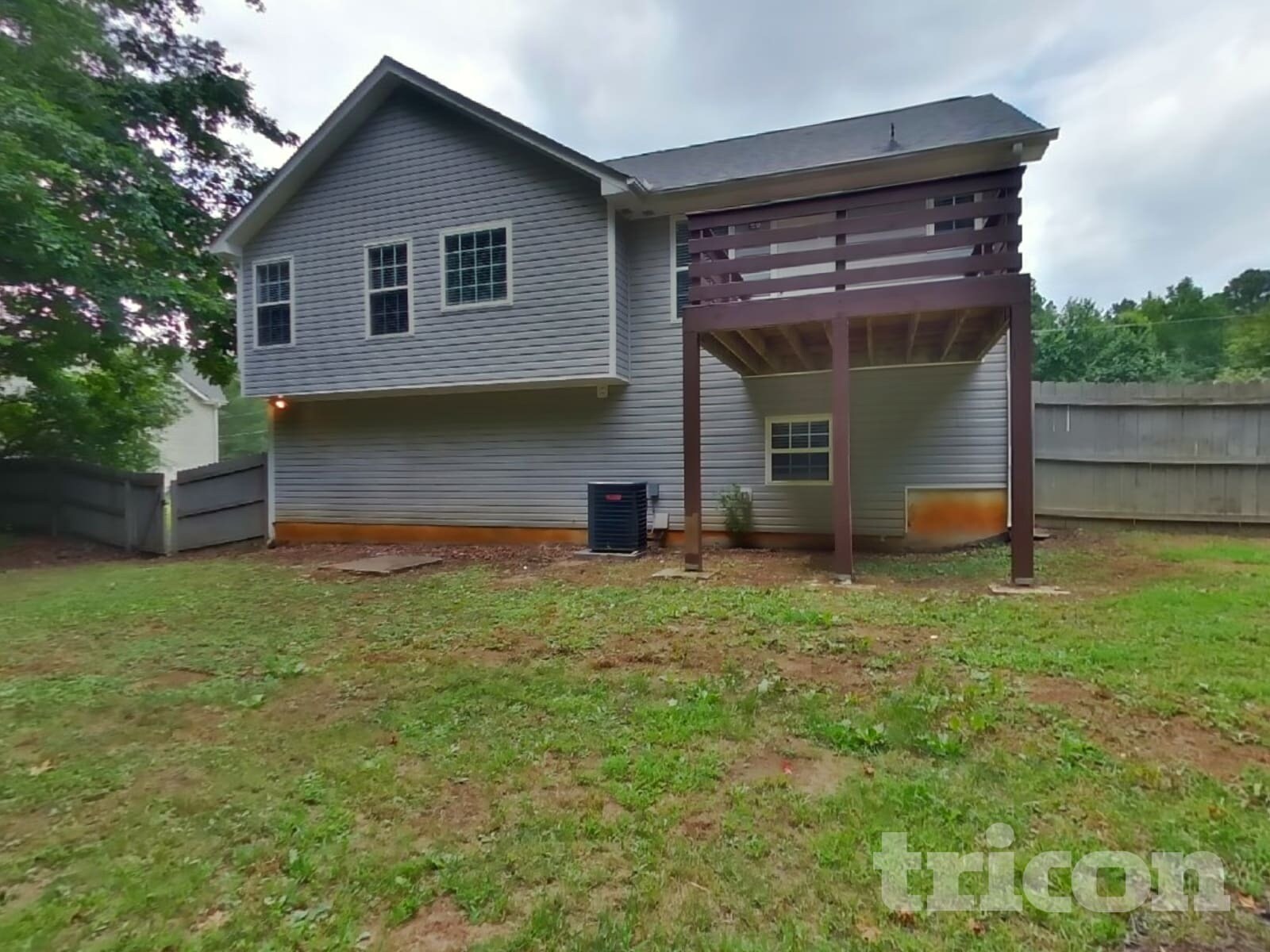 Building Photo - 141 Fairfax Dr