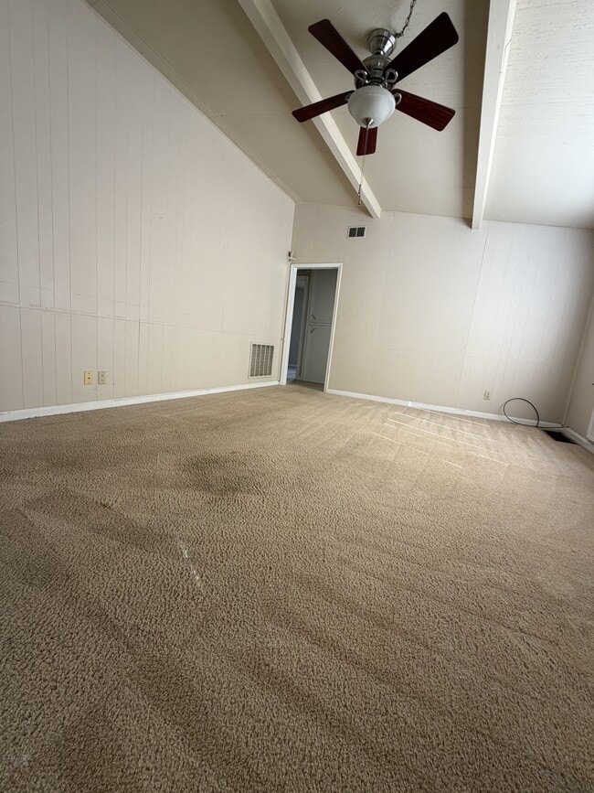 Building Photo - 1225 W Main St