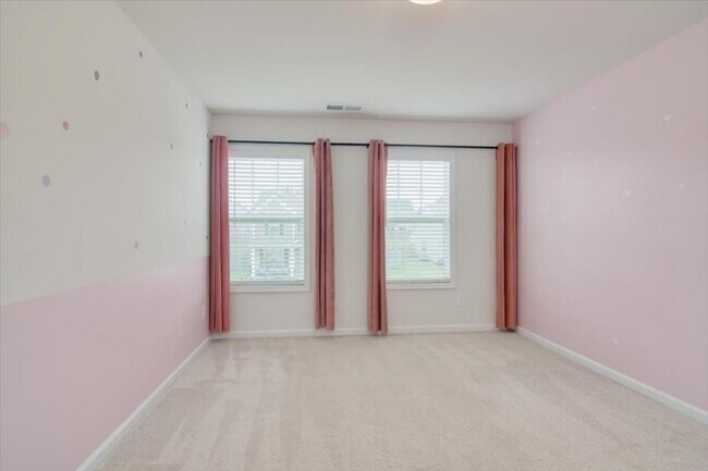 Building Photo - 6133 Whirlaway Rd