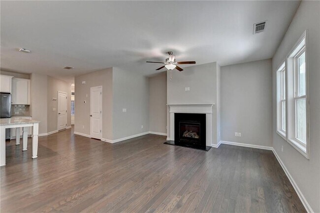 Building Photo - 611 Mason Grove Pkwy