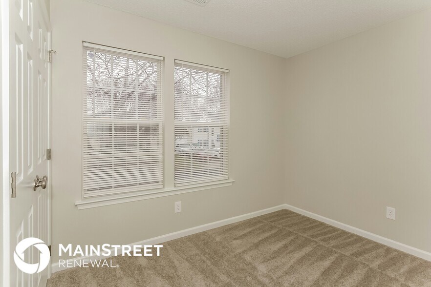 Building Photo - 9810 Sweet Plum Dr