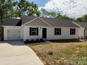 Building Photo - 1207 Suncrest Ave