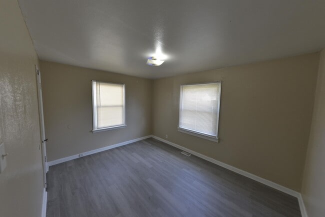 Building Photo - 6317 Abbott Dr