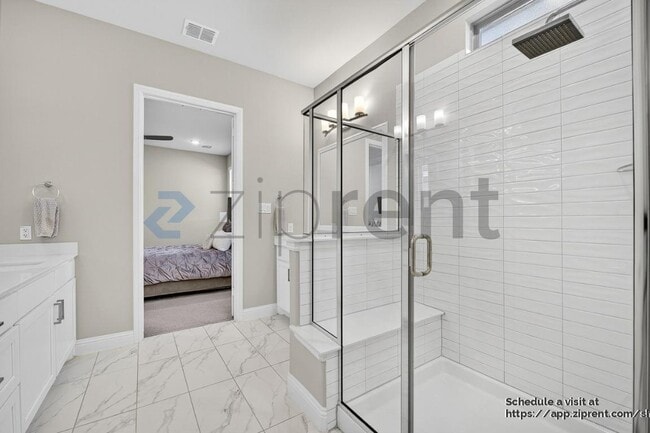 Building Photo - 7313 Zachery Dr