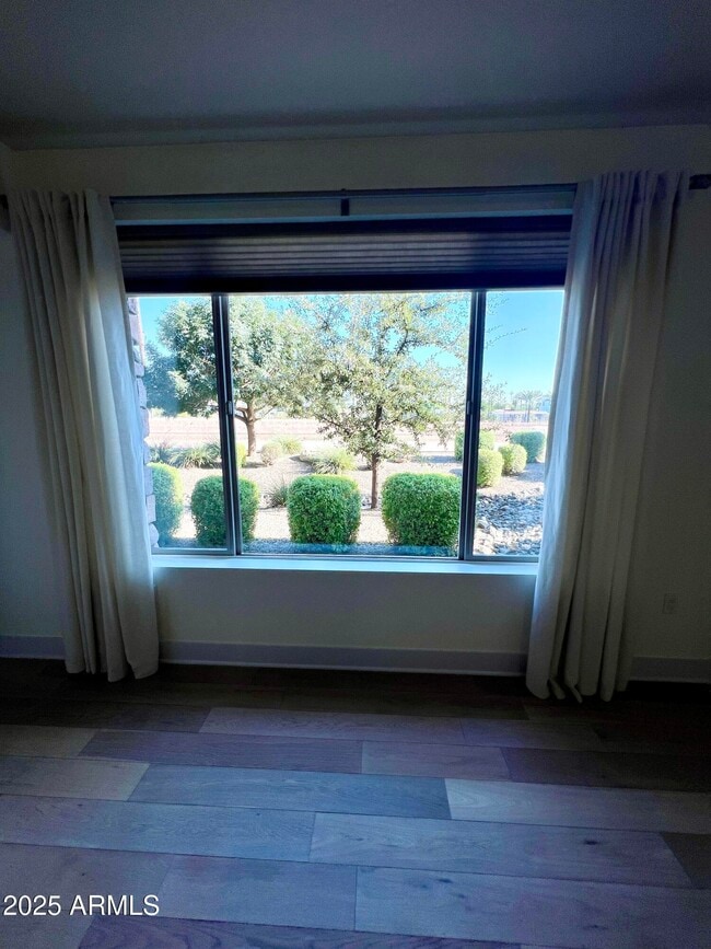 Building Photo - 4803 N Woodmere Fairway