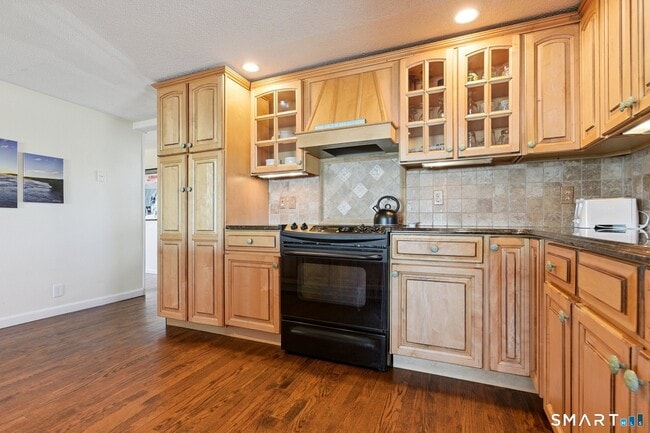 Building Photo - 1010 Ocean Ave