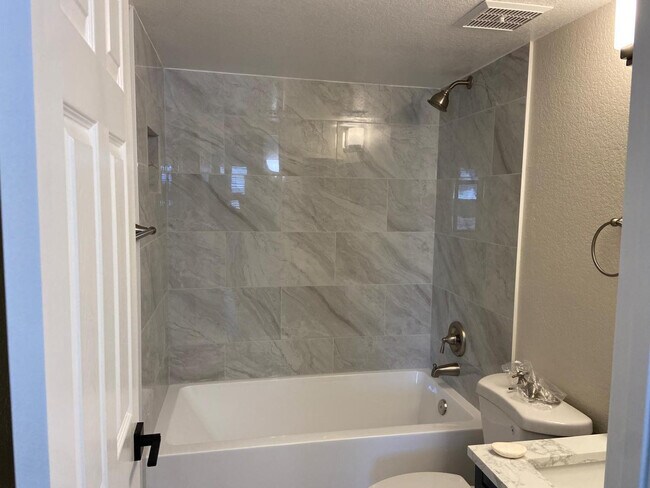 Building Photo - 9351 W Caron Dr