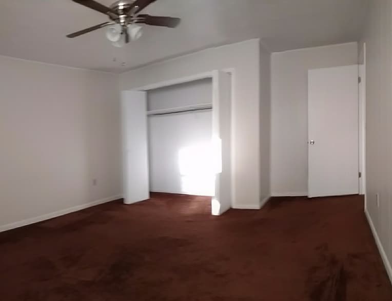 Building Photo - 321 N Lexington St