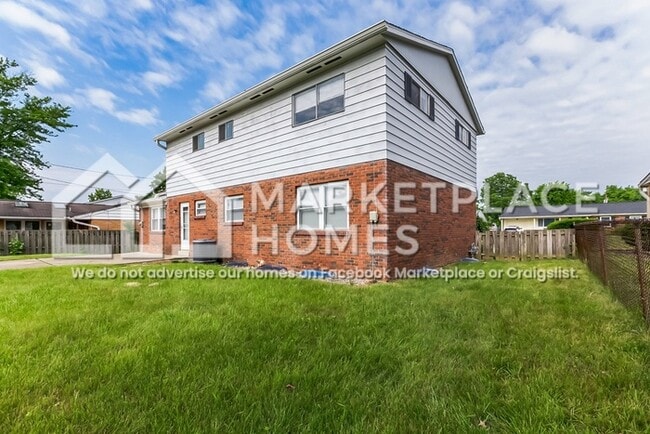 Building Photo - 1608 Tonopah Dr
