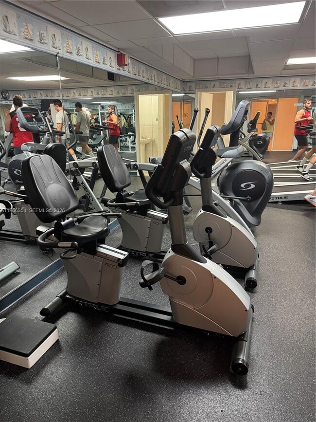 Building Photo - 2899 Collins Ave