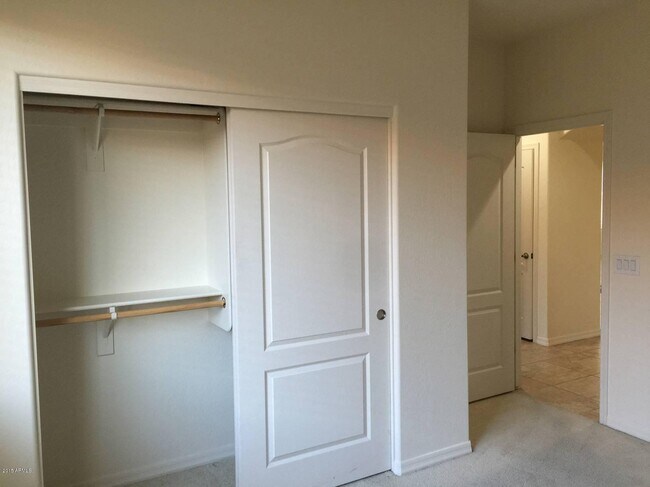 Building Photo - 1625 W Pelican Ct