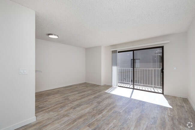Studio - 500SF - Living Room - Scoville Apartments