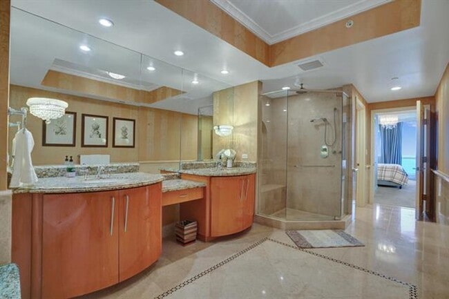 Building Photo - 17875 Collins Ave