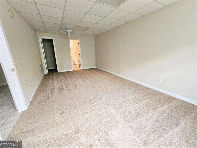 Building Photo - 197 Meadow Spring Ct