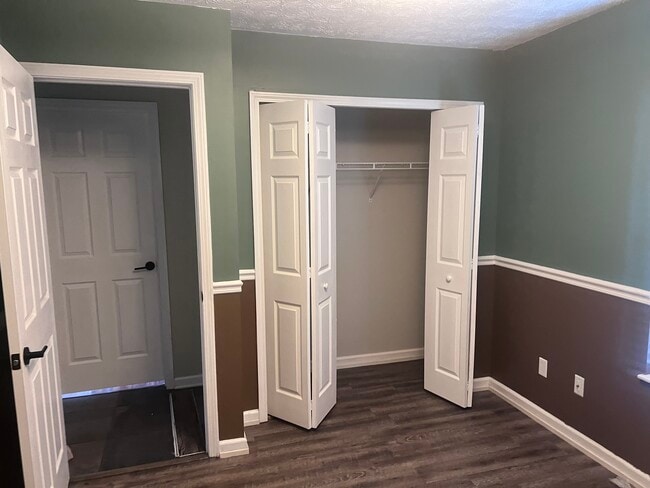 Building Photo - 6237 Rexburg Dr